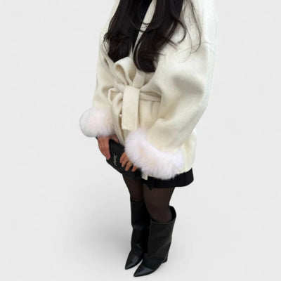 Woolcat | Cappotto elegante con dettagli in pelliccia ecologica